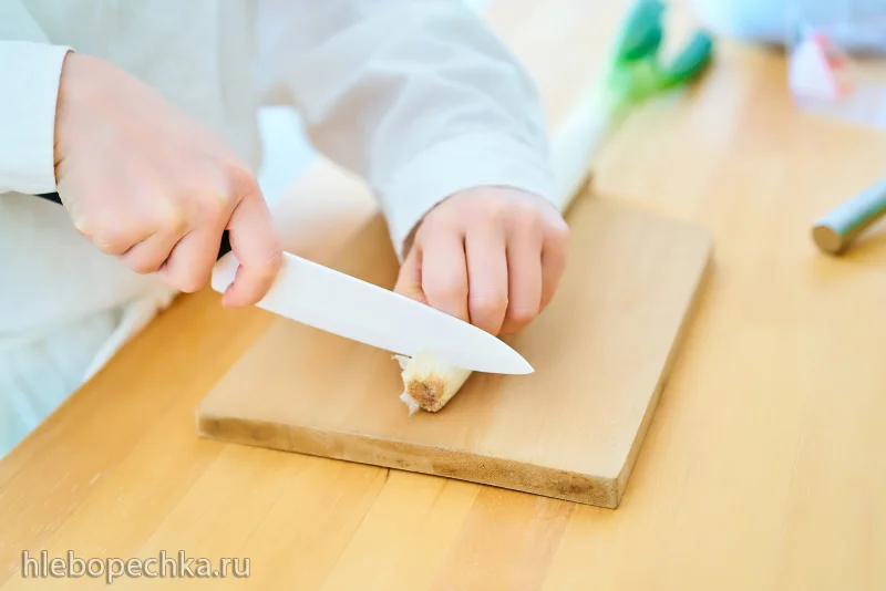 Кухонные ножи, топорики для мяса