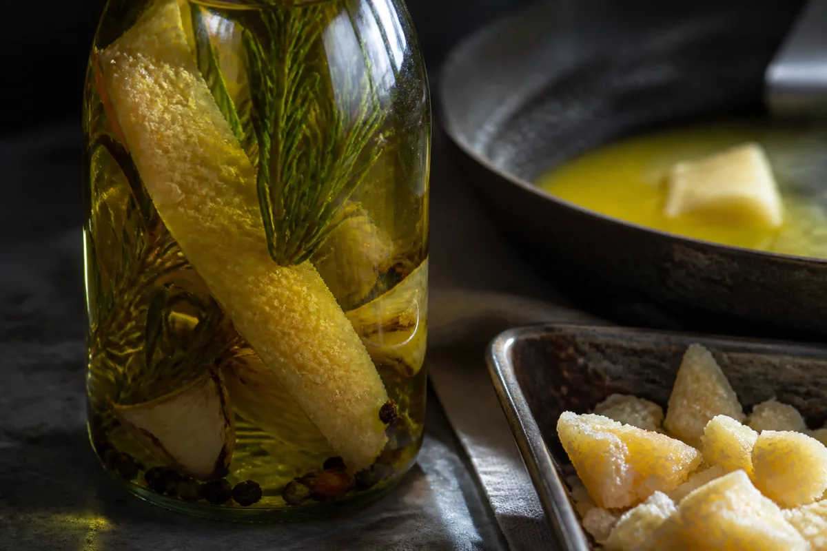 Сырные корки как концентрат умами на кухне