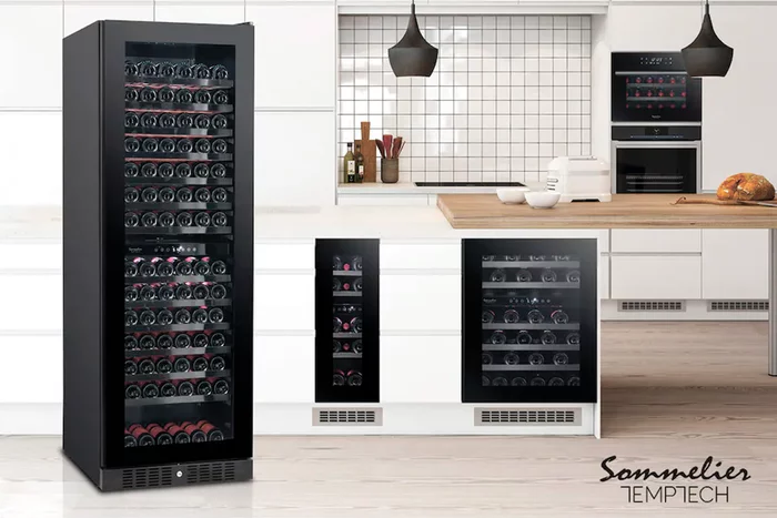 Винный шкаф Temptech SOM45SES