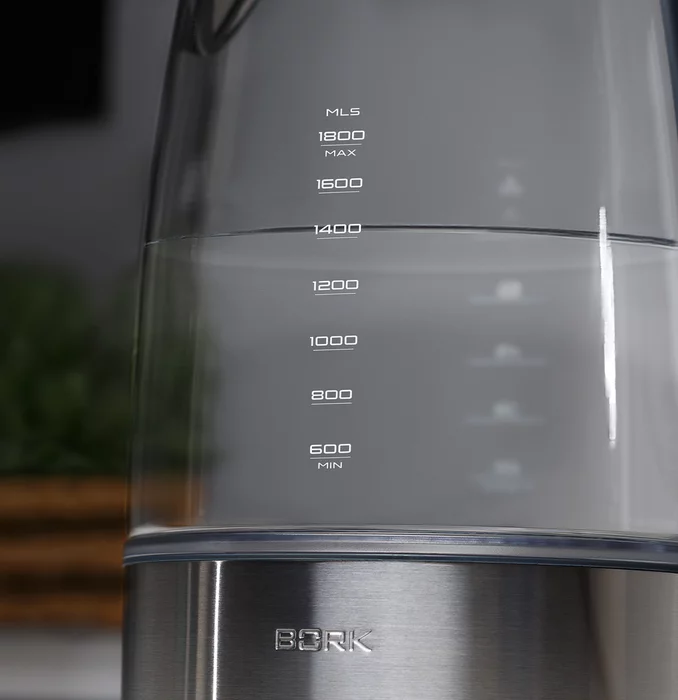 Чайник Bork K516
