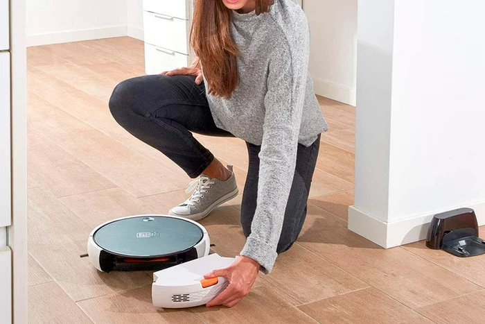 Роботы-пылесосы Black+Decker
