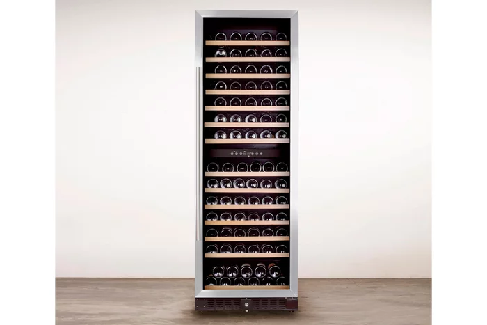 Винный шкаф Temptech VWCR155DS