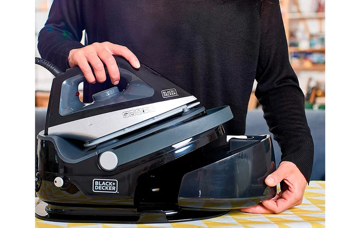 Паровая станция Black+Decker BXSS2200E