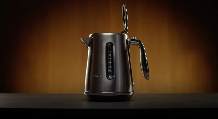 Чайник Bork K703