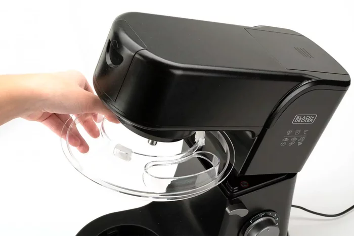 Кухонный комбайн  Black+Decker BXKM1001E