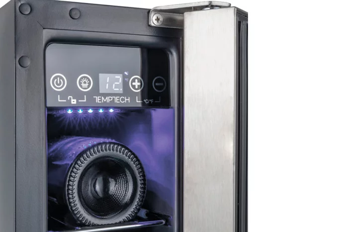 Винный шкаф Temptech WPQ15SCB