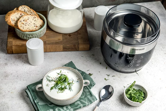 Йогуртница Rommelsbacher JG 80