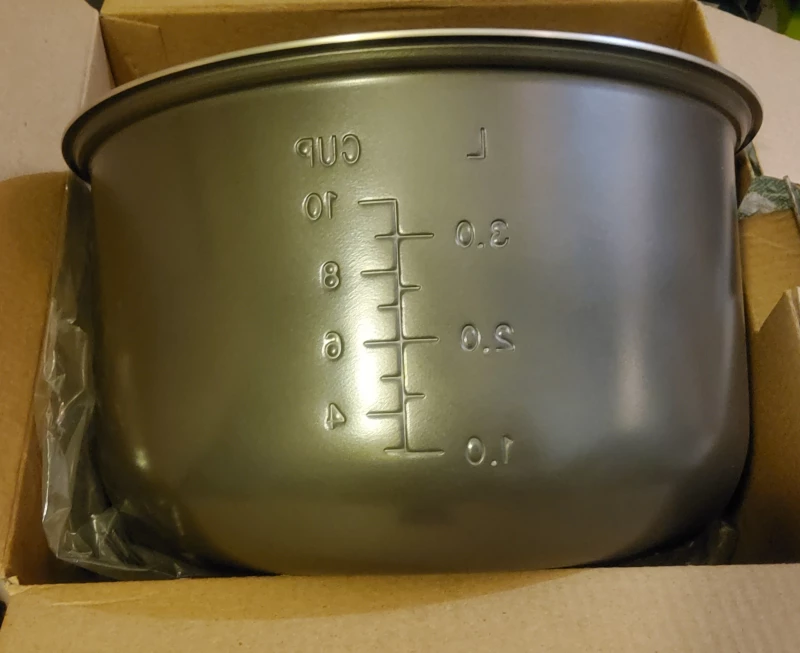 Продам: Чаша для мультиварки Redmond RB-C508F, 5л