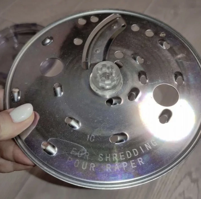 Продам: Veggie bullet 3 in 1: спиралайзер, овощерезка, слайсер