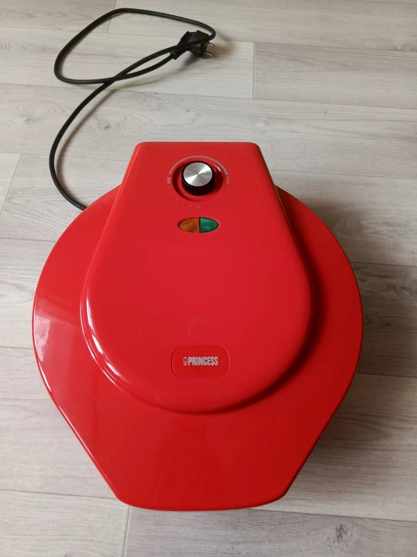 Продам: Печь для пиццы Princess 115001