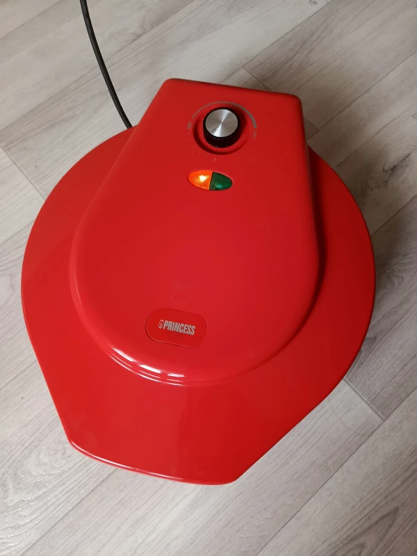 Продам: Печь для пиццы Princess 115001