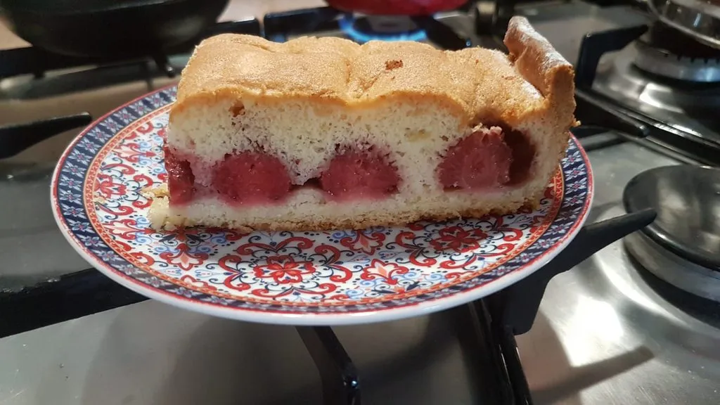 Старые книги на вкус. Мария Гайкова. Пирог с клубникой