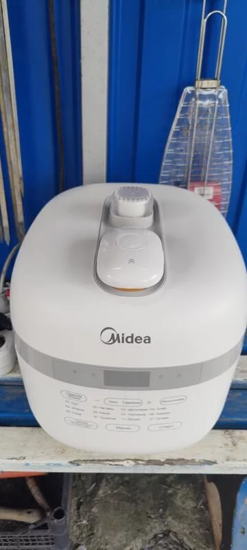Скороварка-мультиварка Midea MPC 6004