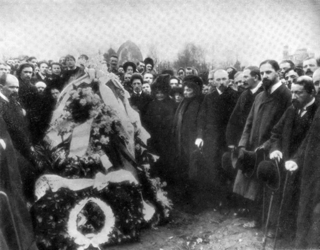 Запечатленная история