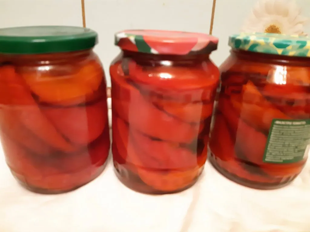 Перец сладкий закусочный, запеченный в духовке, консервированный (без стерилизации)