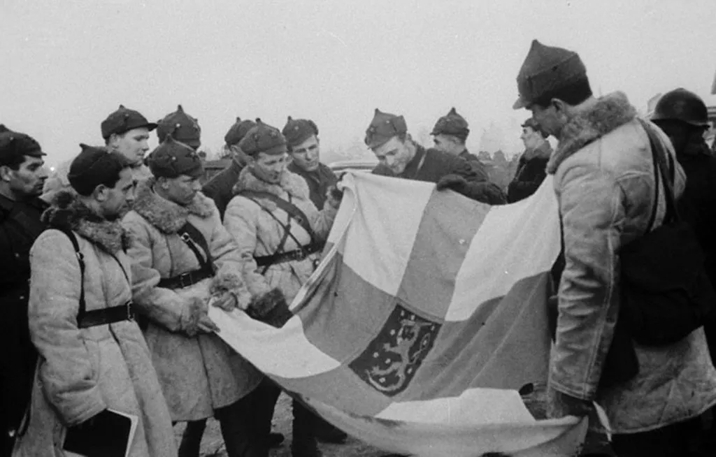 Запечатленная история