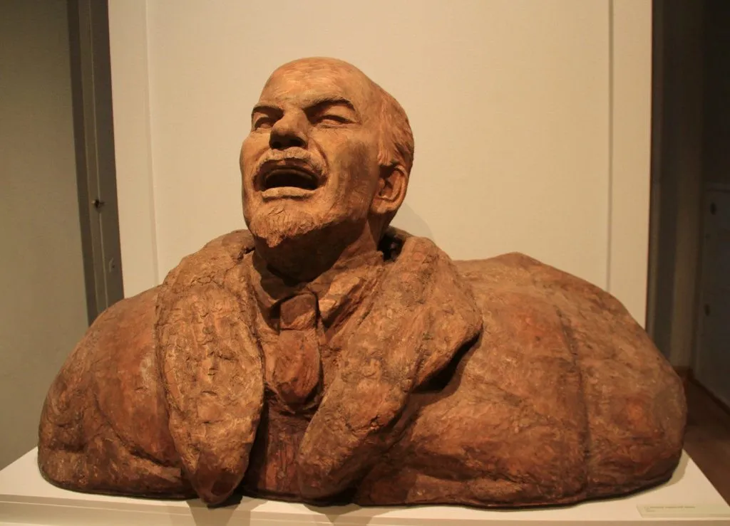 Запечатленная история