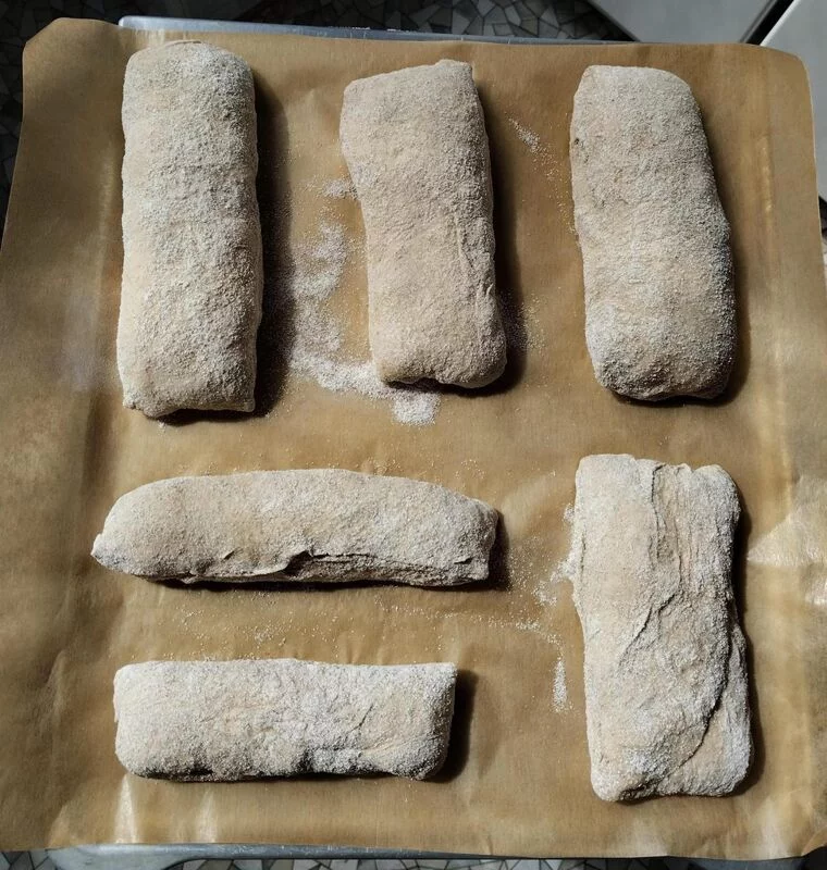 Чиабатта с ржаной мукой и солодом