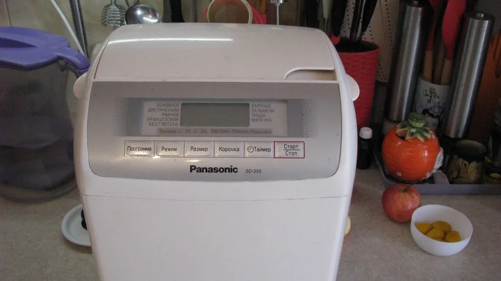 Продаю: Продаю Хлебопечь Panasonic SD-255
