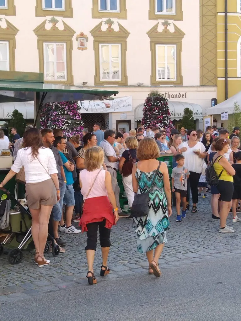 Можно ли вывести деревню из девуши  или о моде, о стиле....