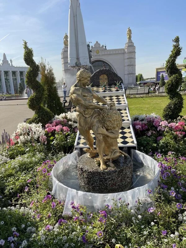 Tapтaлeтки & Ко