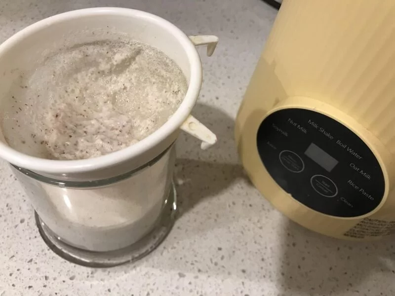 Соевая корова (аппарат для получения соевого молока, soy milk maker)