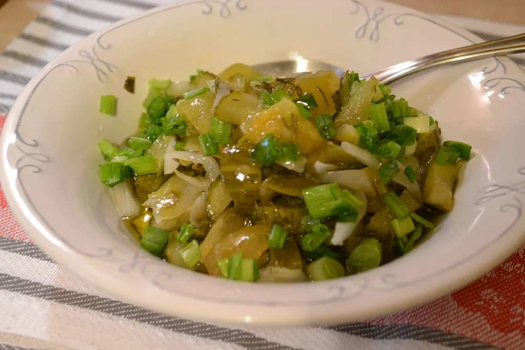 Огурчики салатные, закусочные, нежинские