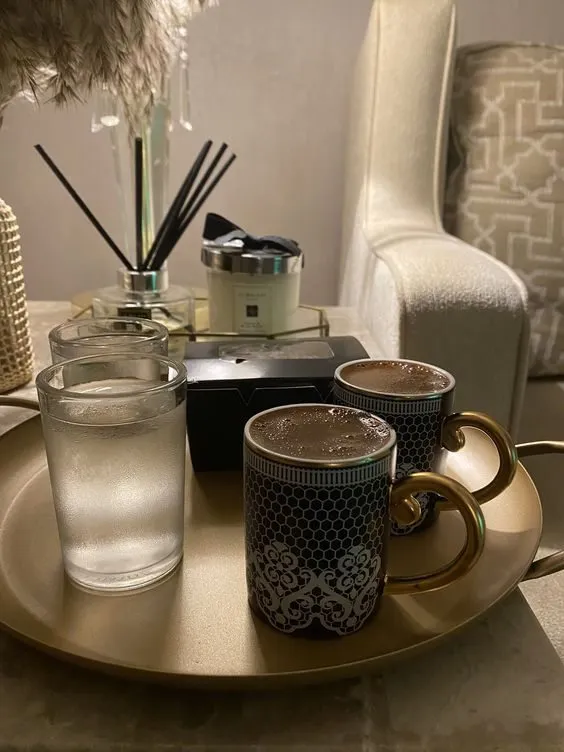 Tapтaлeтки & Ко