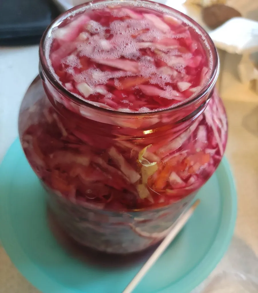Капуста белокочанная, заквашенная (естественной ферментации), с пониженным содержанием соли