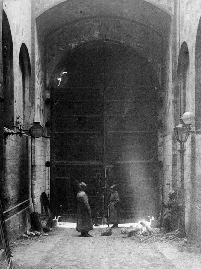 Запечатленная история
