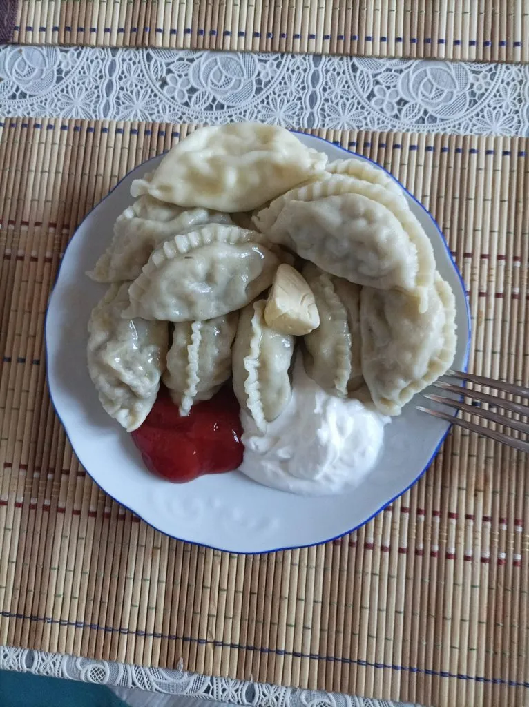 Пельменница и форма для вареников