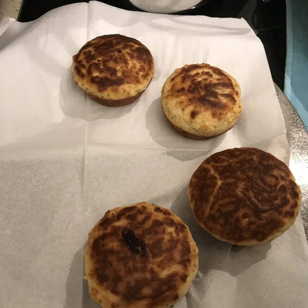 Кекс лёгкий с вишнями
