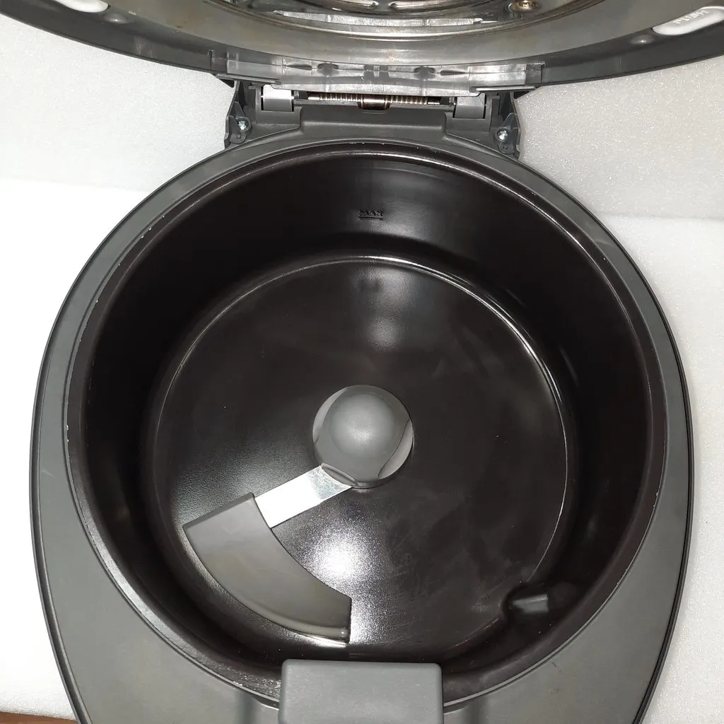 Продам: Мультиварка De'Longhi FH1394