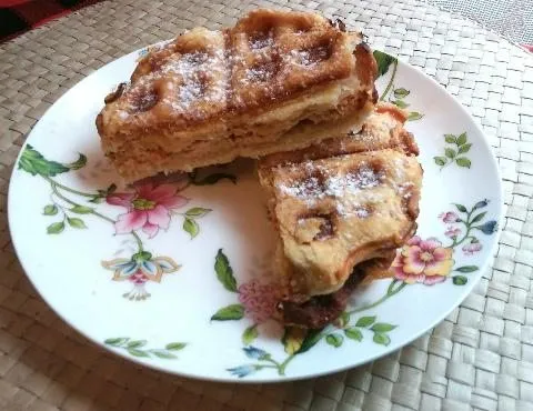 Вафли из слоёного теста