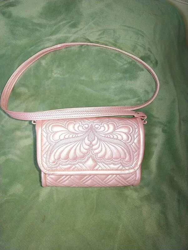 Машинная вышивка