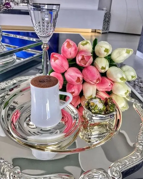 Tapтaлeтки & Ко