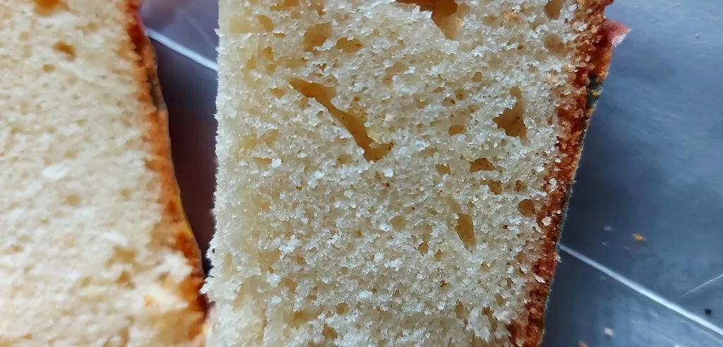 Кулич творожный на маргарине с лимонной цедрой (в маленьких формочках)