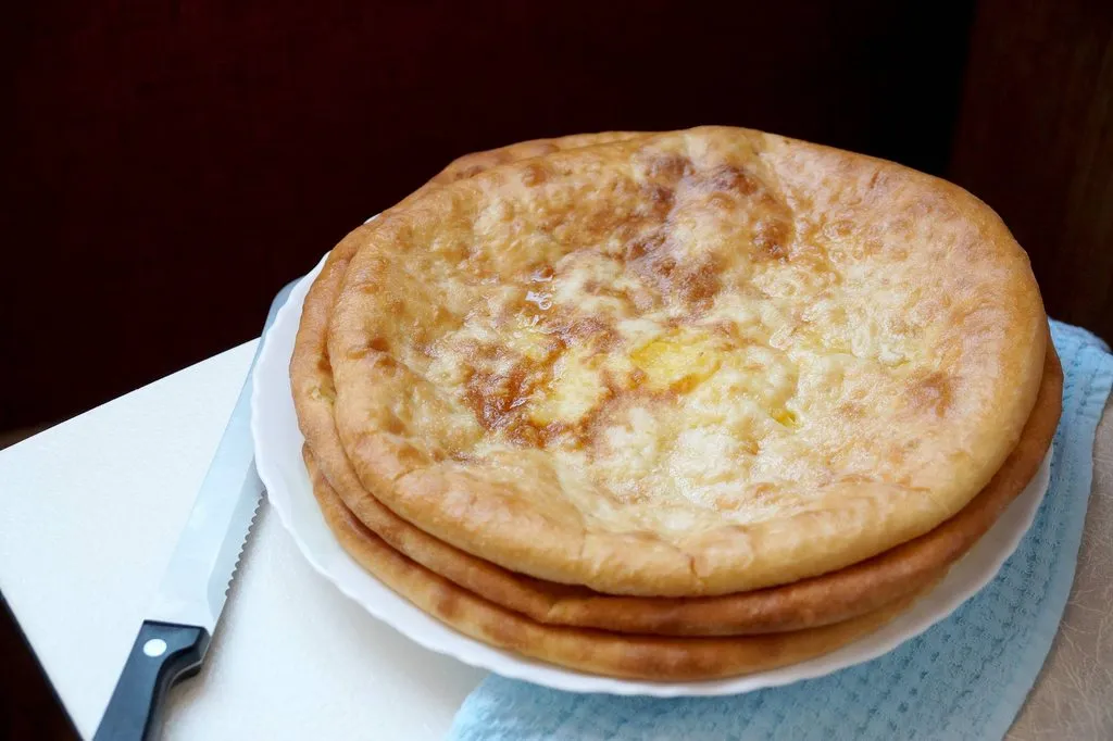 Осетинские пироги с сыром и картофелем