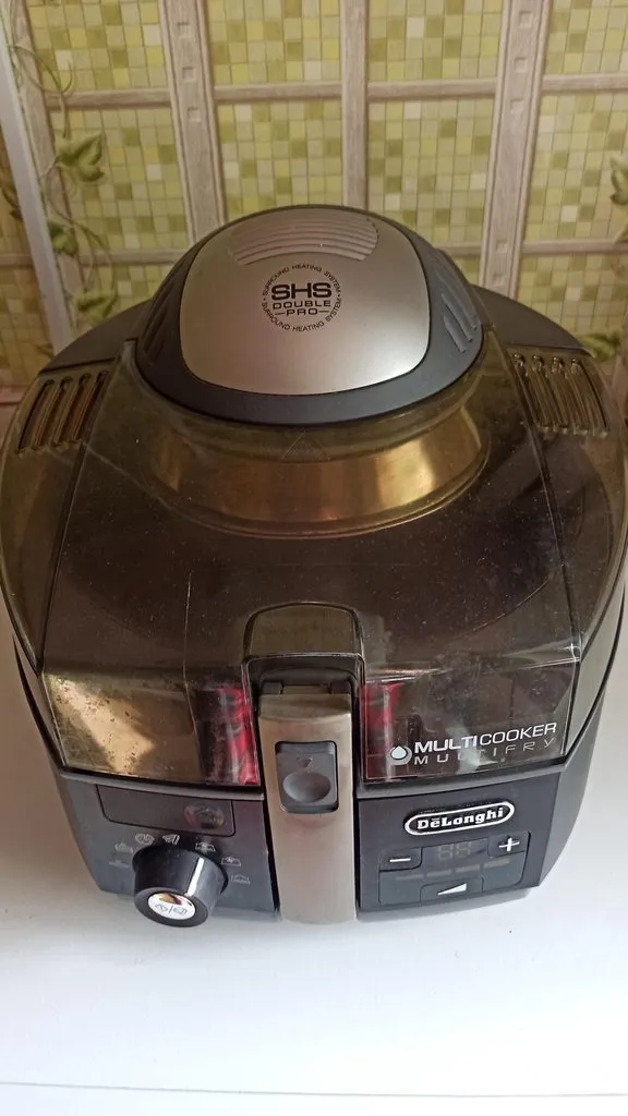 Продам: Мультикузина DeLonghi FH1394