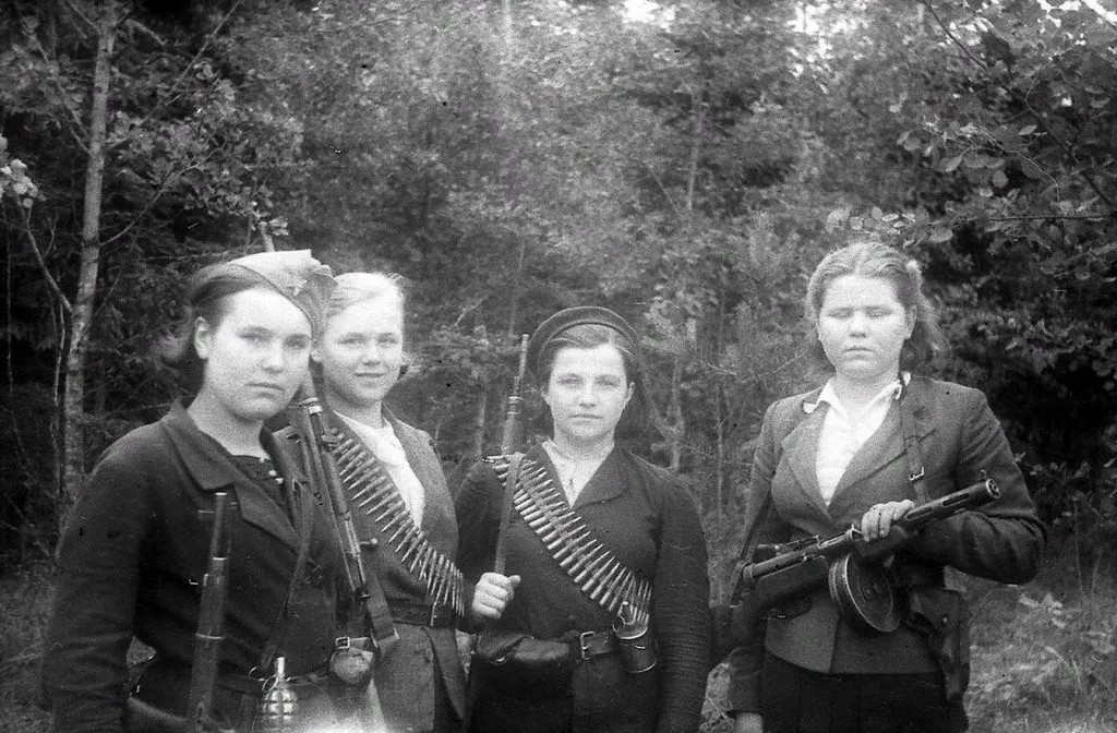 Запечатленная история