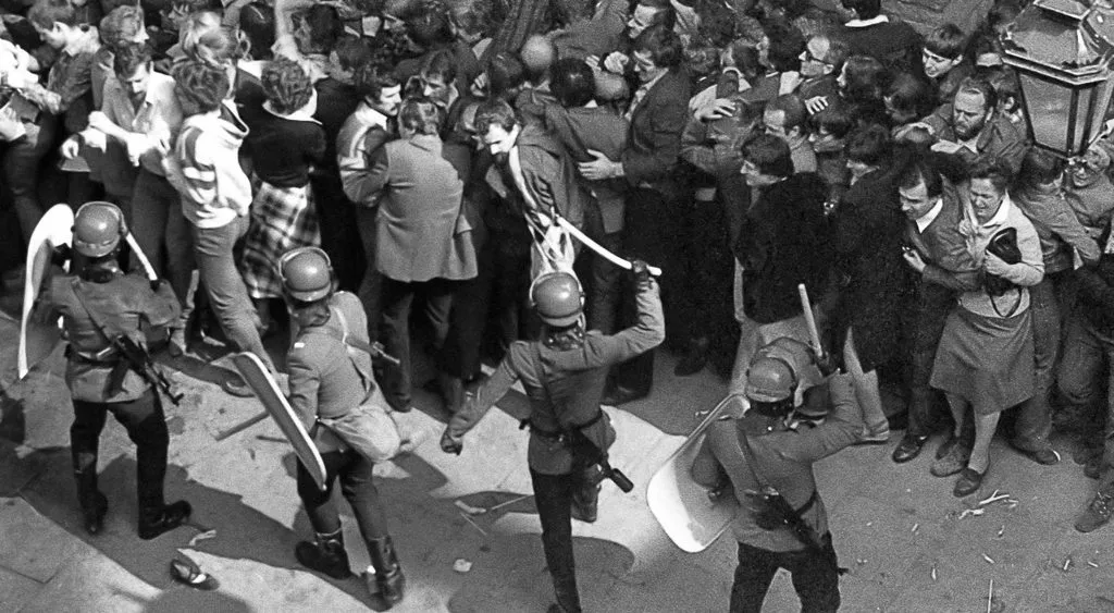 Запечатленная история