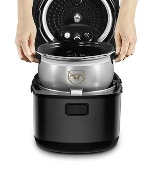 Мультиварка-скороварка Tefal Ultimate Pressure Cooker CY625D32