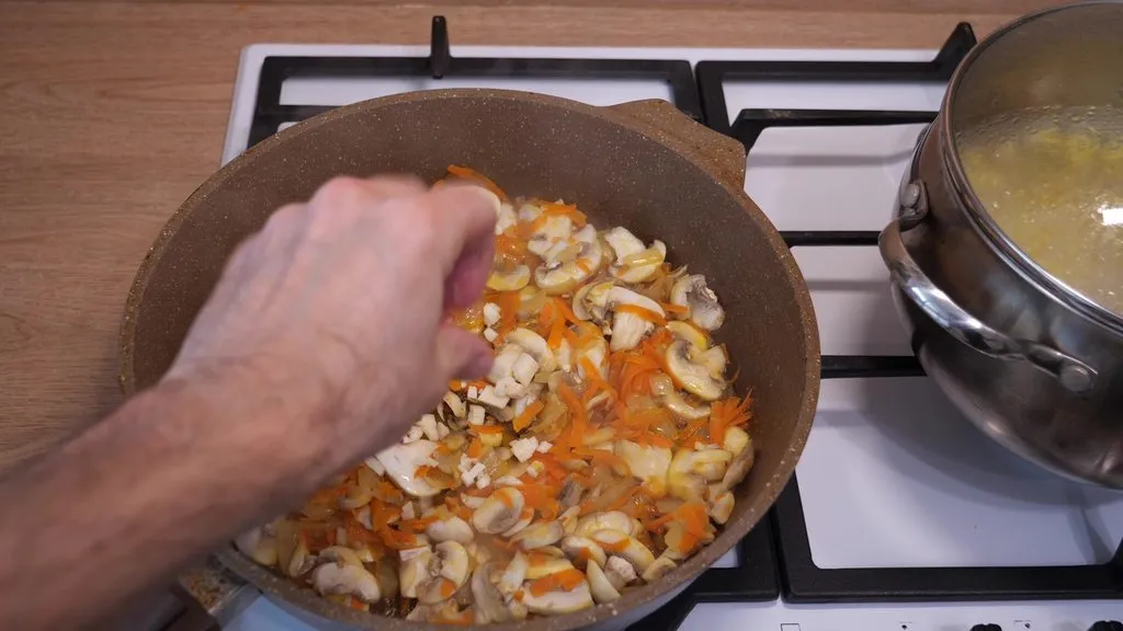 Погружной блендер Carrera 554