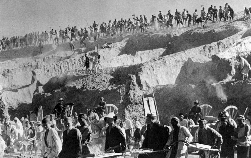Запечатленная история
