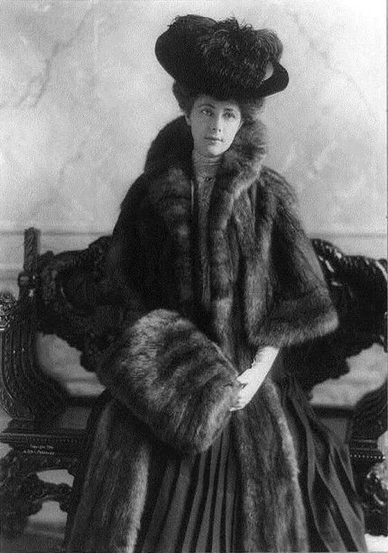 Можно ли вывести деревню из девуши  или о моде, о стиле....