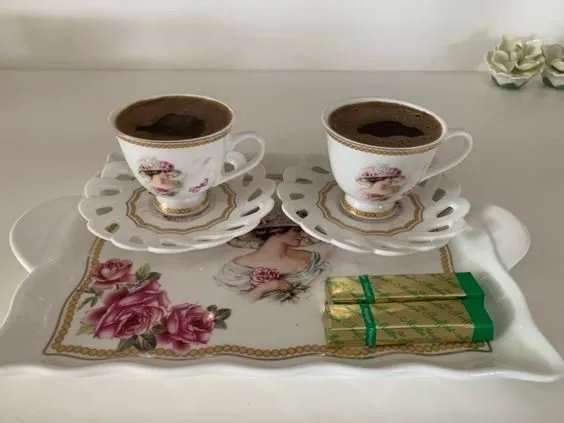 Tapтaлeтки & Ко