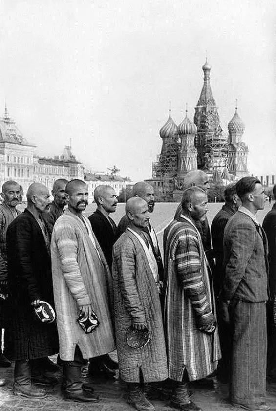 Запечатленная история