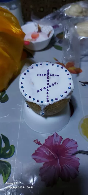 Кулич творожный на маргарине с лимонной цедрой (в маленьких формочках)