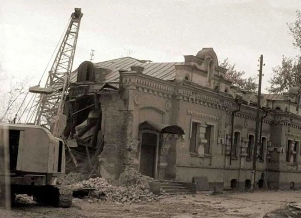 Запечатленная история
