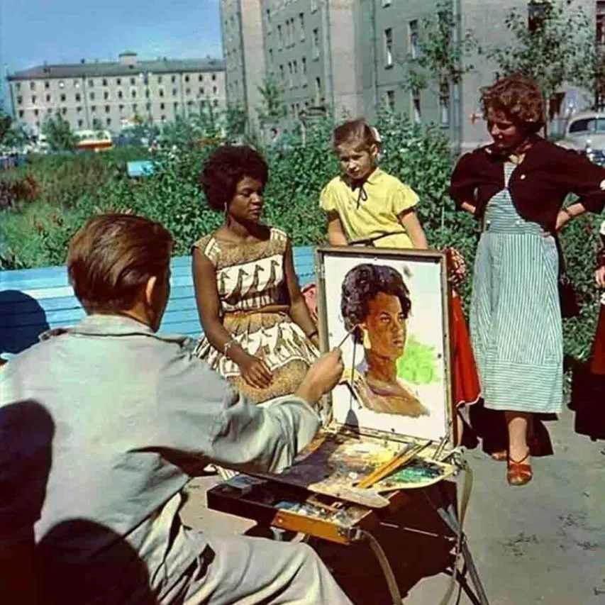 Запечатленная история